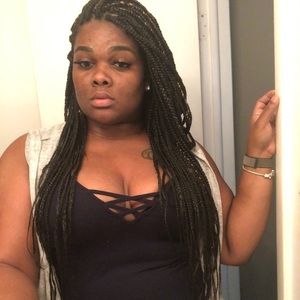 Meet your Posher, Danielle